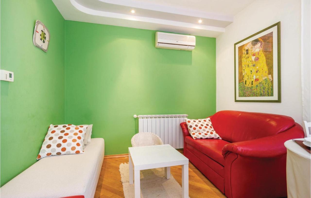1 Bedroom Amazing Apartment In Rijeka Eksteriør bilde